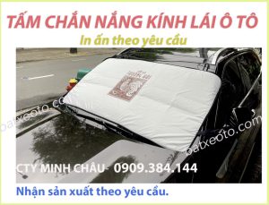 Tấm che kính lái ô tô in logo